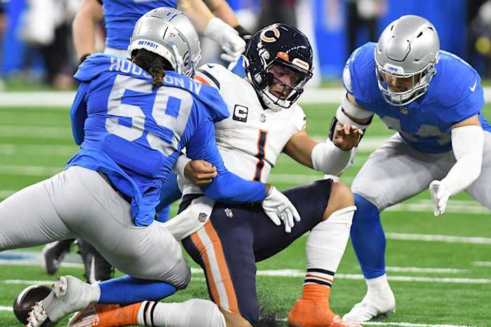Detroit Lions James Houston tackles Chicago Bears Justin Fields